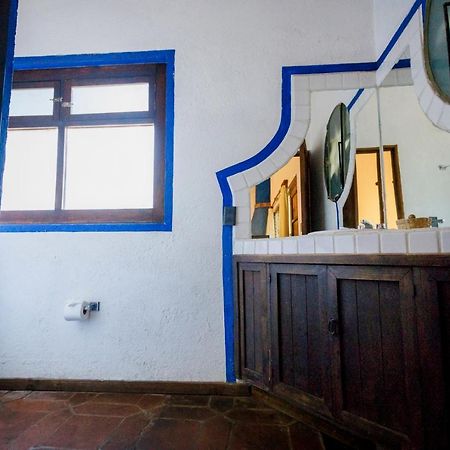 Lago Sol Hotel & Suites Tzintzuntzán المظهر الخارجي الصورة