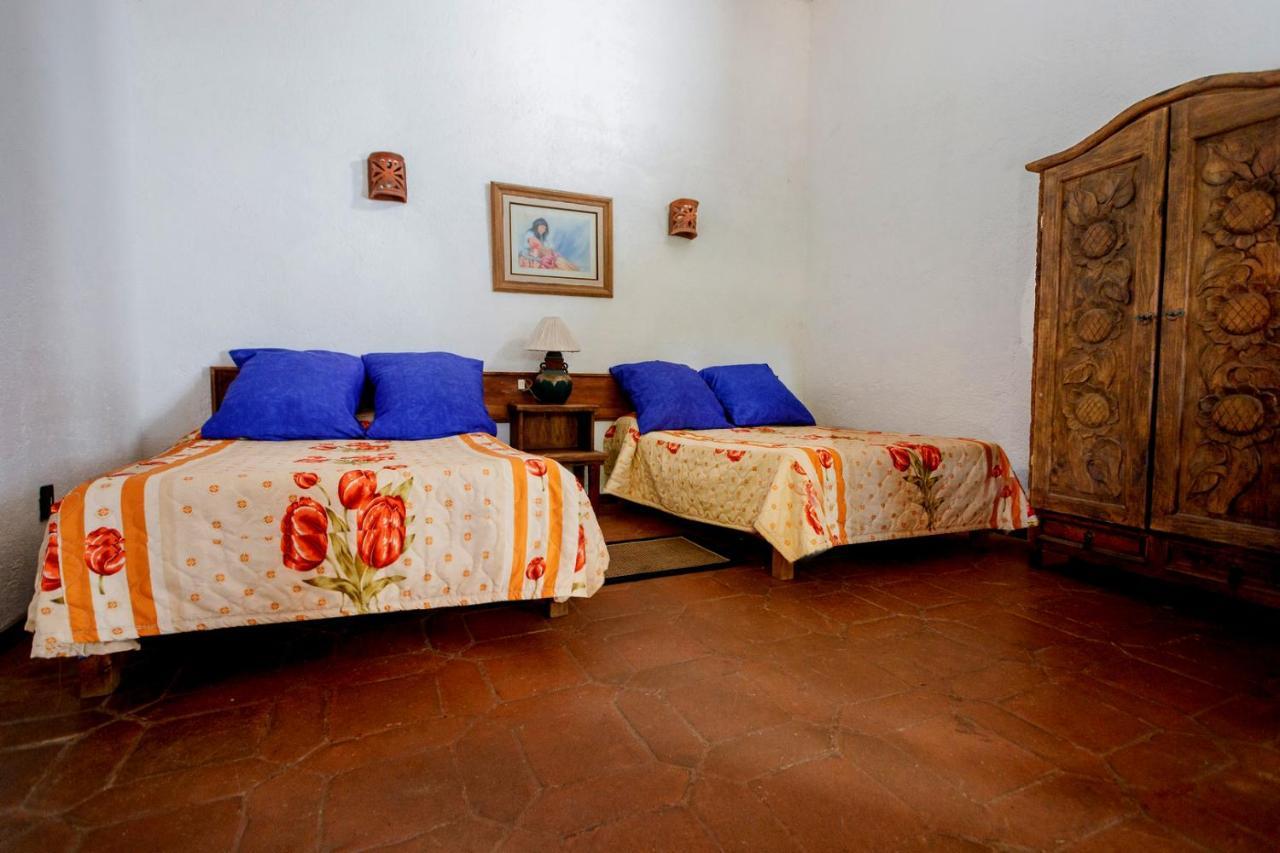 Lago Sol Hotel & Suites Tzintzuntzán المظهر الخارجي الصورة