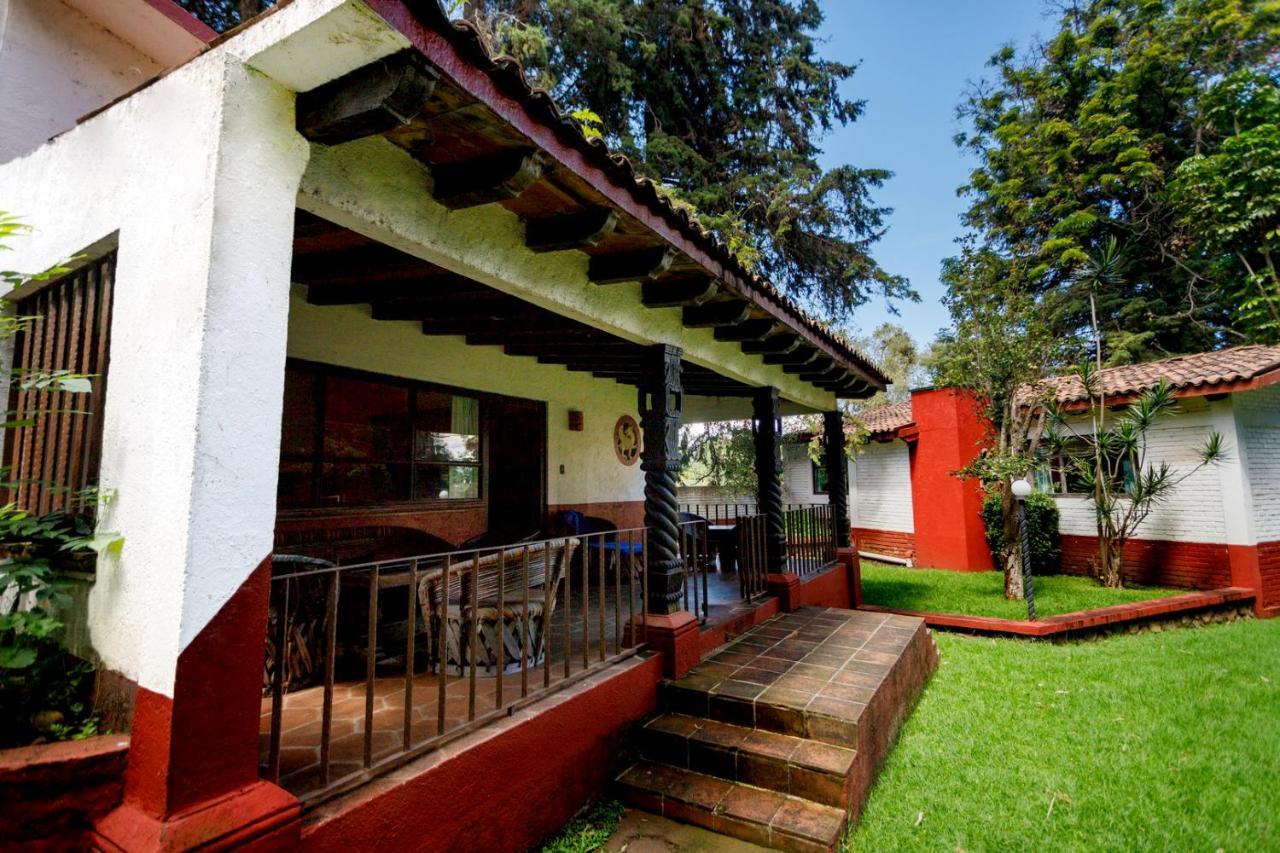 Lago Sol Hotel & Suites Tzintzuntzán المظهر الخارجي الصورة