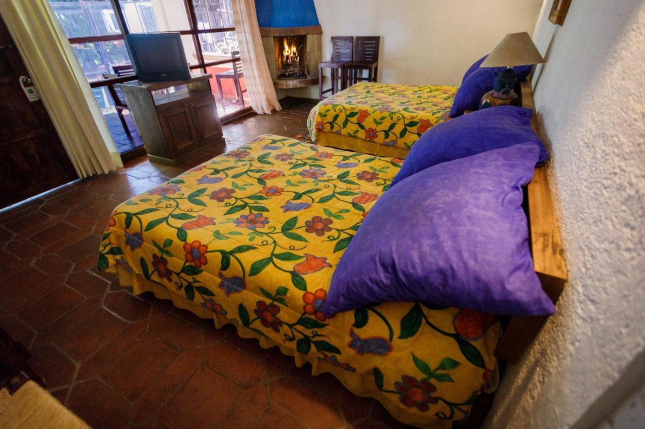 Lago Sol Hotel & Suites Tzintzuntzán المظهر الخارجي الصورة