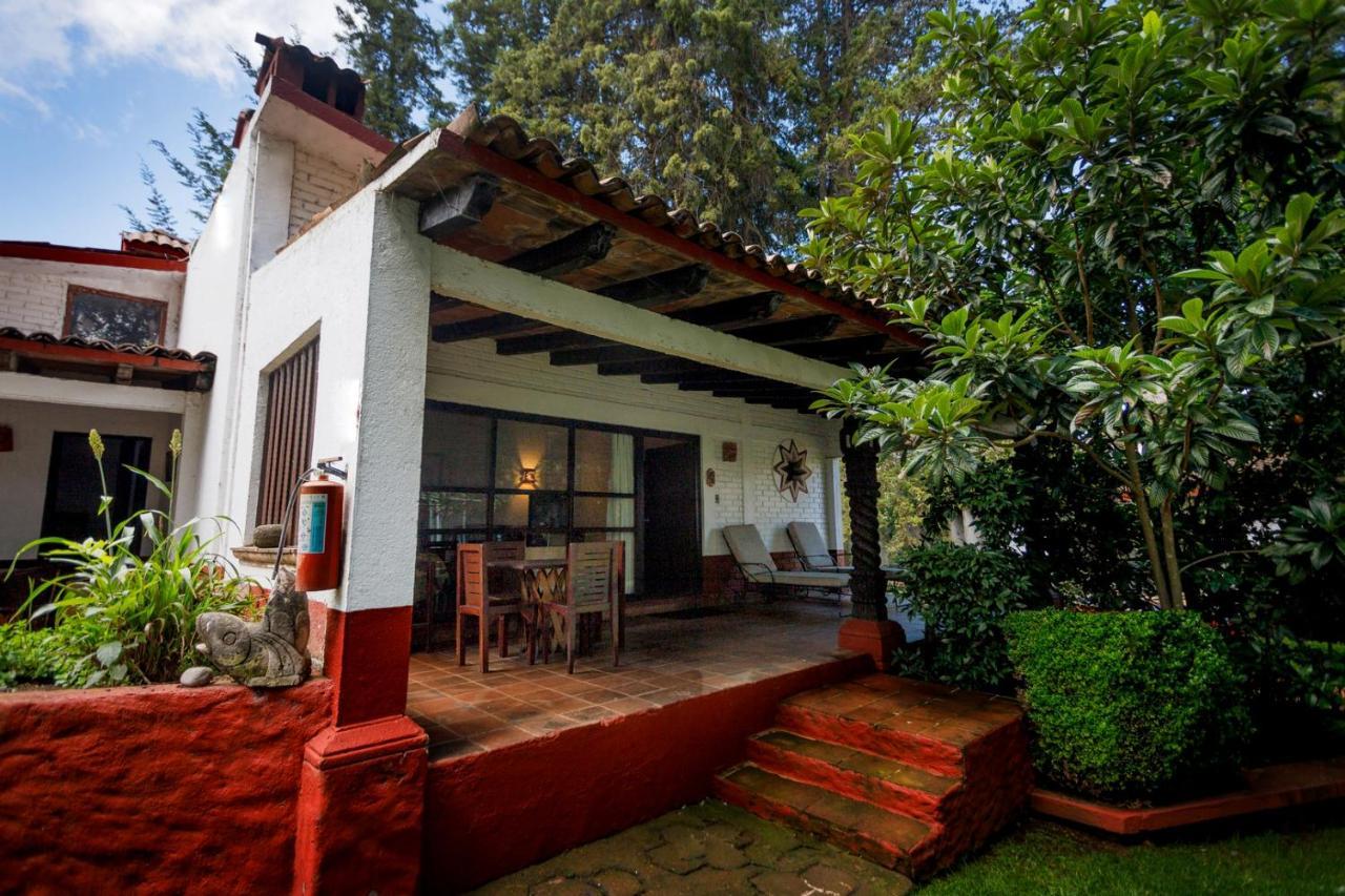 Lago Sol Hotel & Suites Tzintzuntzán المظهر الخارجي الصورة