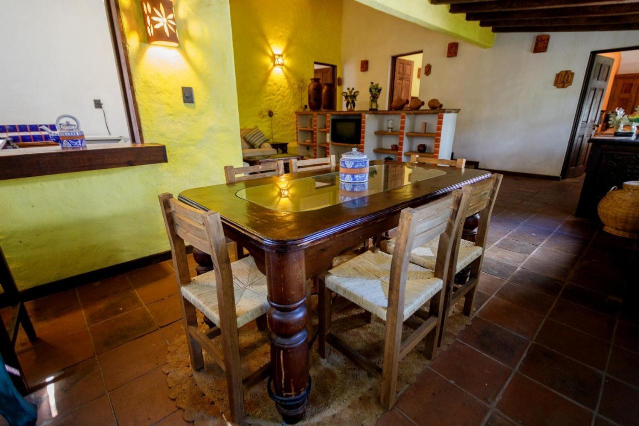 Lago Sol Hotel & Suites Tzintzuntzán المظهر الخارجي الصورة