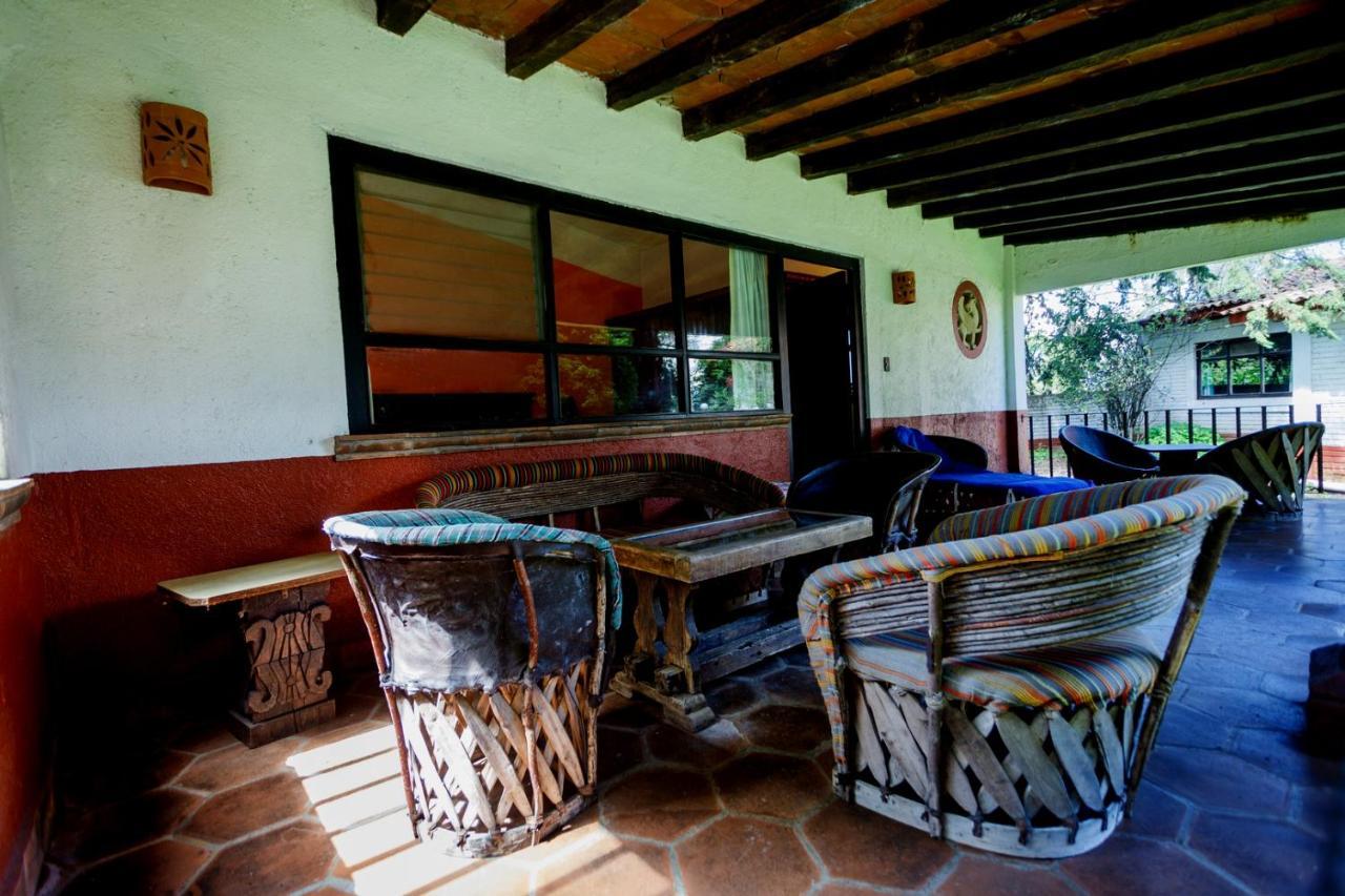 Lago Sol Hotel & Suites Tzintzuntzán المظهر الخارجي الصورة